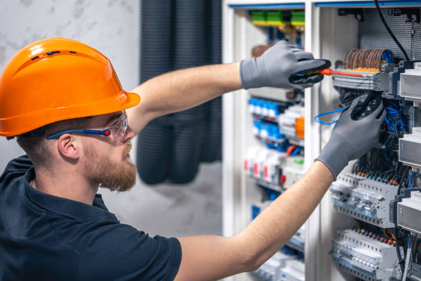 Best Affordable Emergency Electrician  in Bevil Oaks, TX